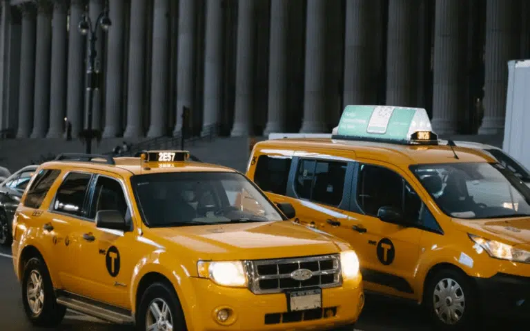 Standard Taxi Service 2 Taxis 768x480 2 1